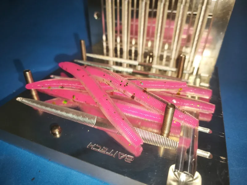 molde de inyeccion para vinilos de pesca