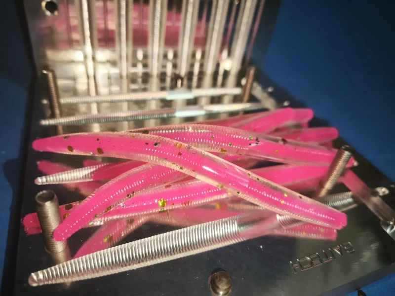 pesca molde plastico