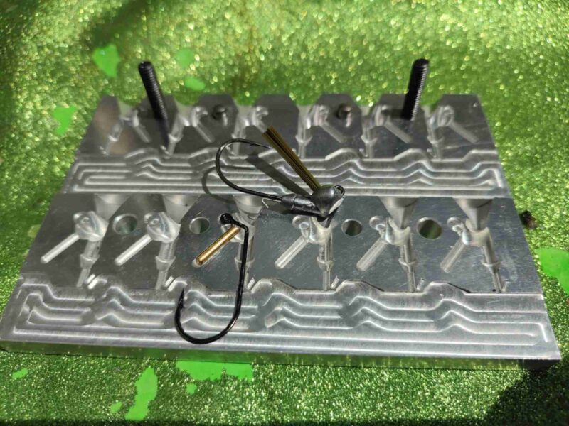 football jig mold