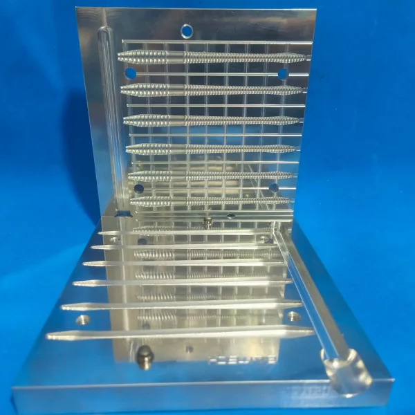 bait worm fns mold