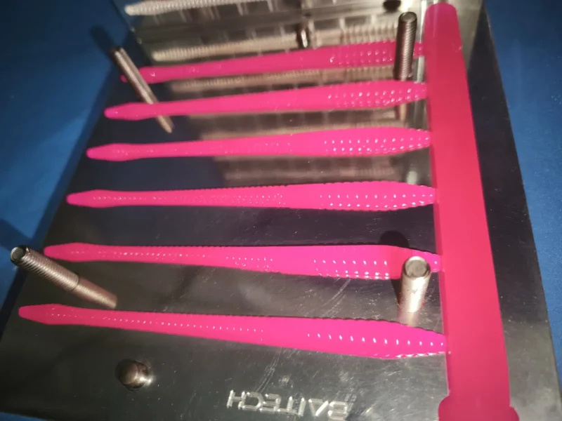 molde lombriz finesse worm mold